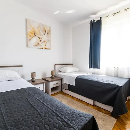 Ferienhaus Marijana